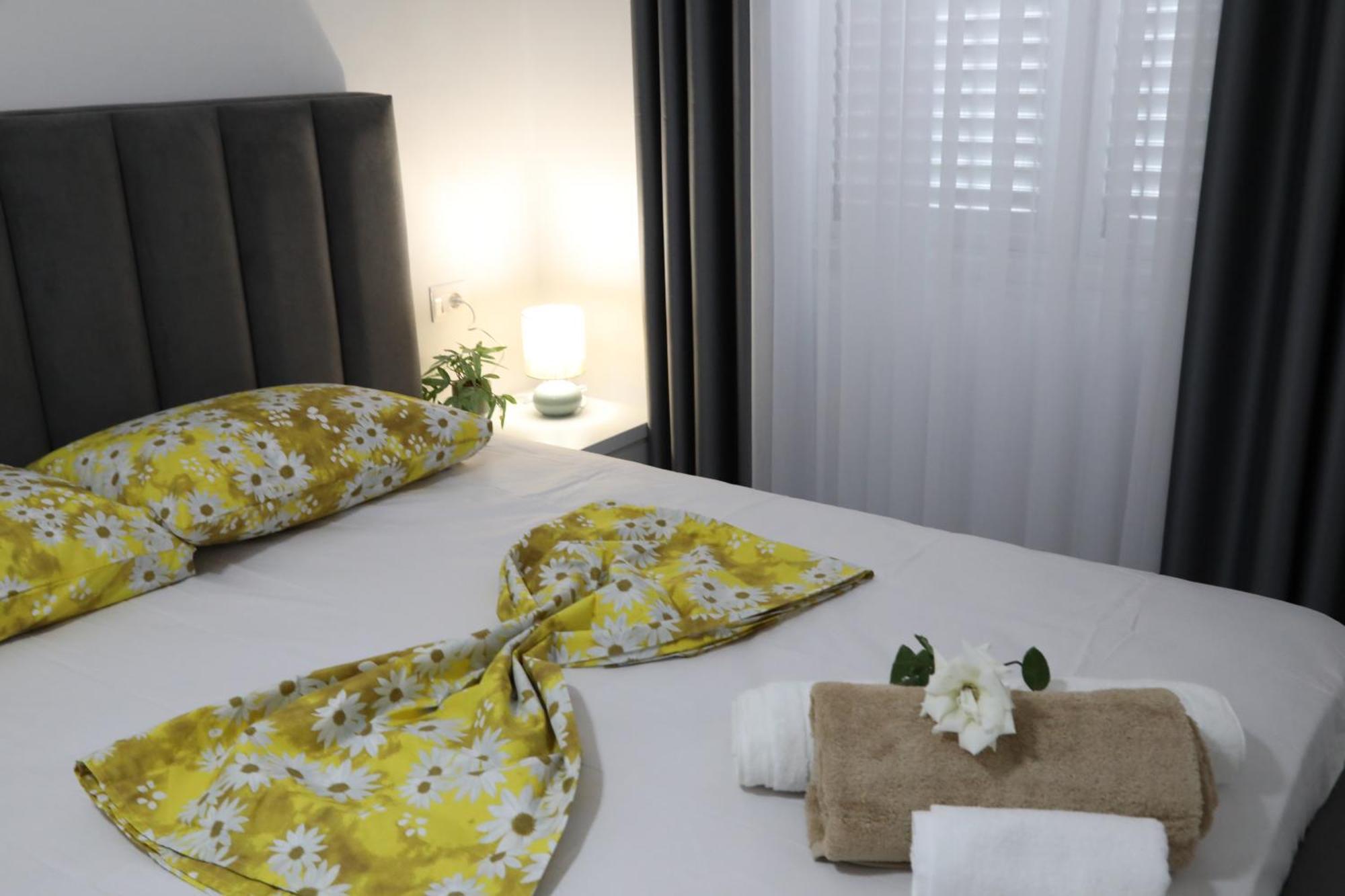 Rozafa Guest Room Center Shkodër Exteriör bild